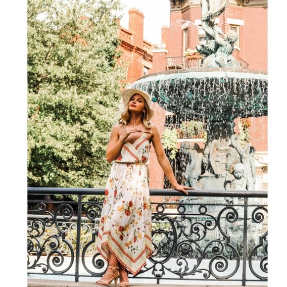 Boho Floral Sharkbite Maxi Dress - Picture 4 of 7
